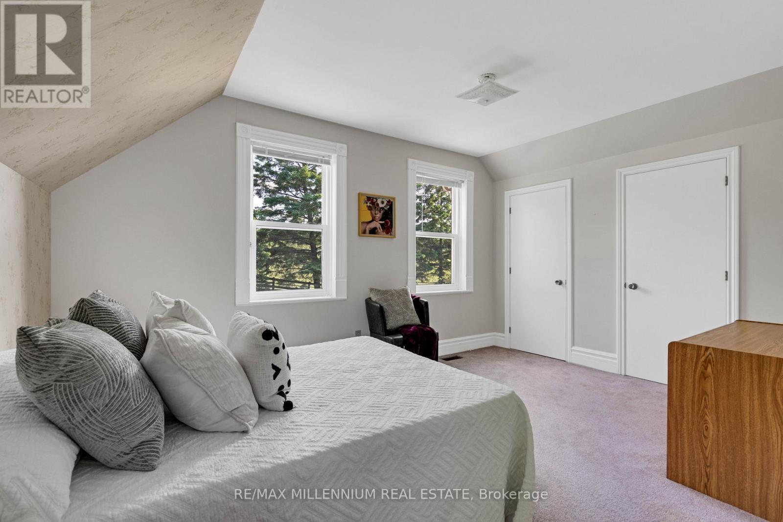 Photo 20 of 16718 Caledon King Townline N, Caledon ON