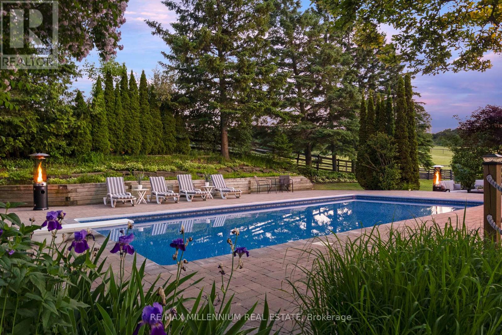 Photo 41 of 16718 Caledon King Townline N, Caledon ON