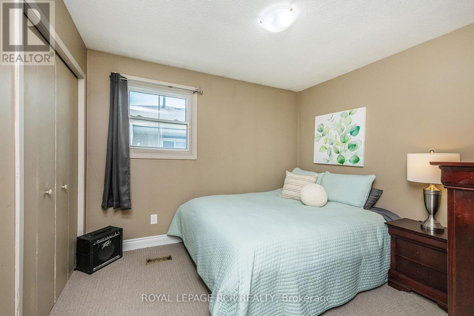 Photo 12 of 26 Feltre Avenue, Orangeville ON