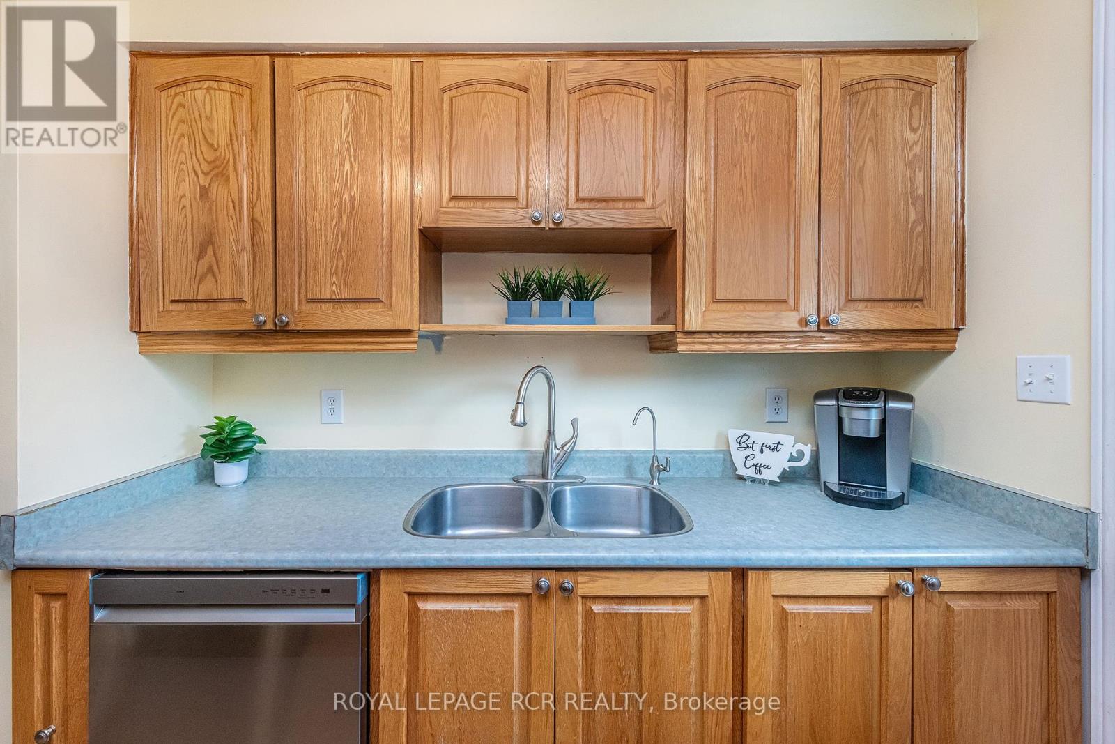 Photo 10 of 26 Feltre Avenue, Orangeville ON