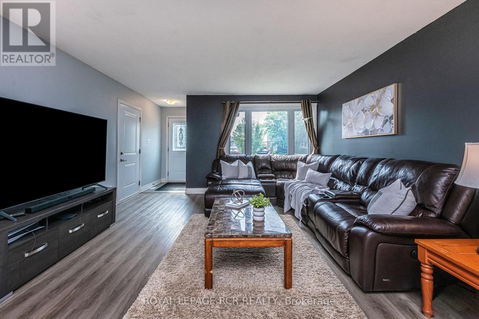 Photo 2 of 26 Feltre Avenue, Orangeville ON