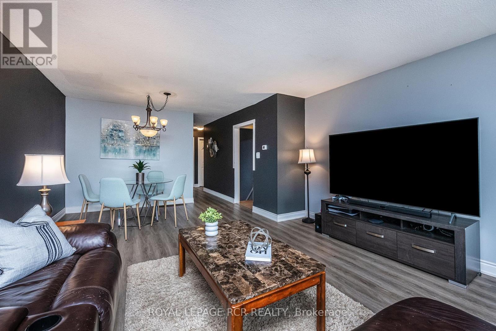 Photo 4 of 26 Feltre Avenue, Orangeville ON