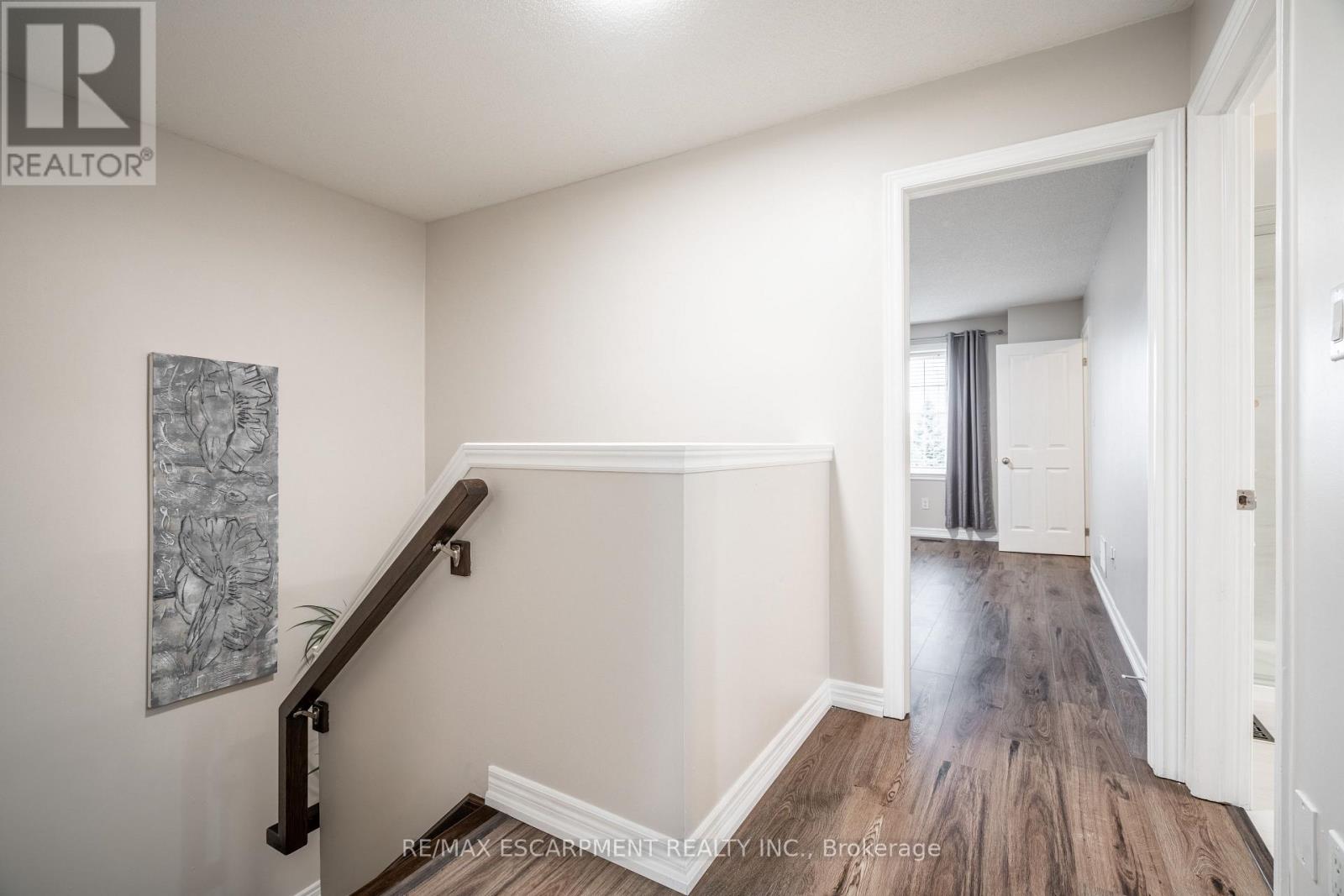 Photo 13 of 41 222 Fall Fair Way, Hamilton ON