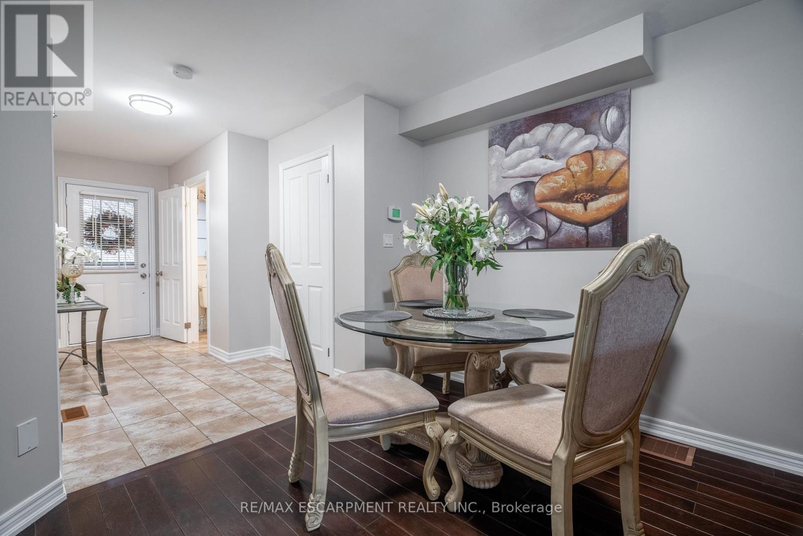 Photo 7 of 41 222 Fall Fair Way, Hamilton ON