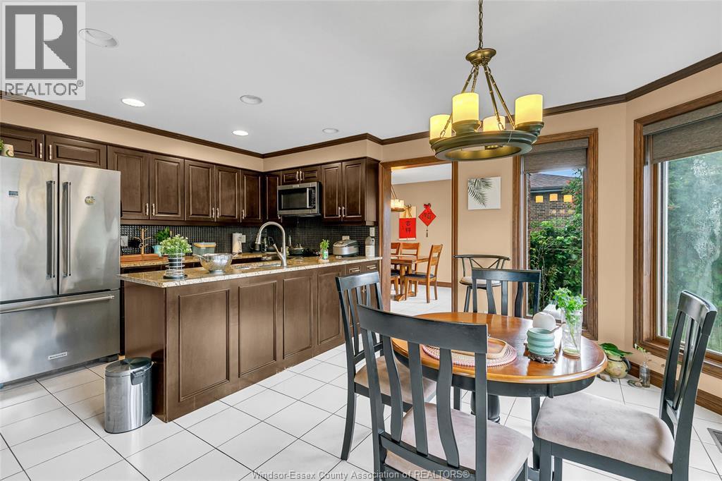 Photo 10 of 2821 Northway Avenue, Windsor ON