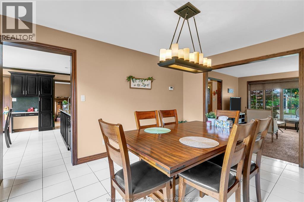 Photo 8 of 2821 Northway Avenue, Windsor ON