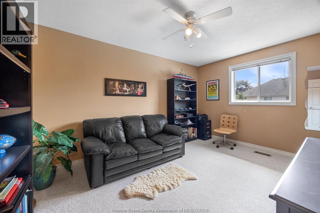 Photo 14 of 605 Smith Crescent, Lasalle ON