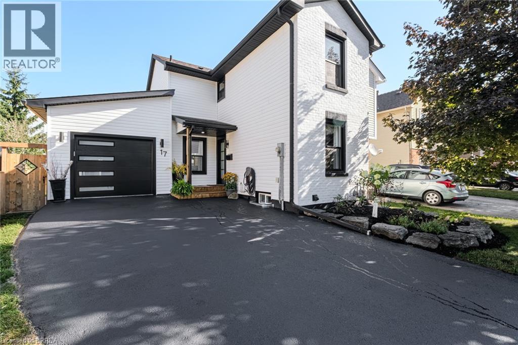 Photo 27 of 17 Banbury Road, Brantford ON