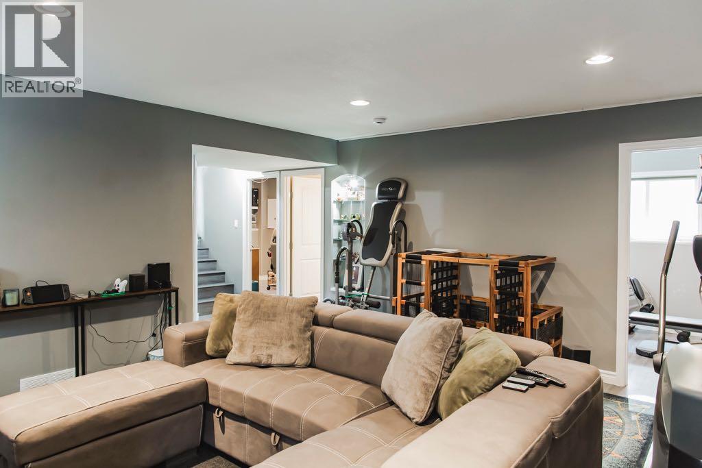 Photo 22 of 10429 122 Avenue, Grande Prairie AB