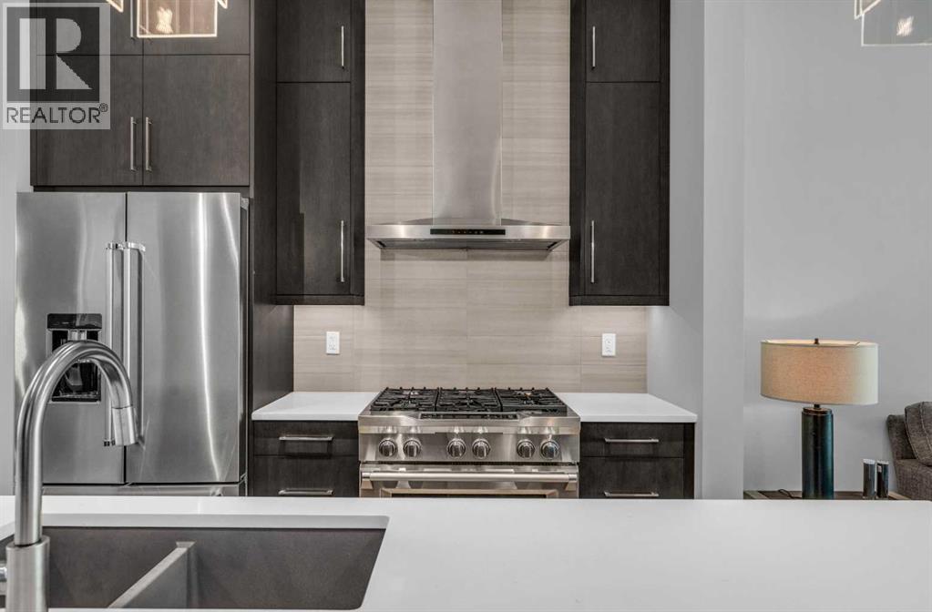 Photo 12 of 164 Cranbrook Drive Se, Calgary AB