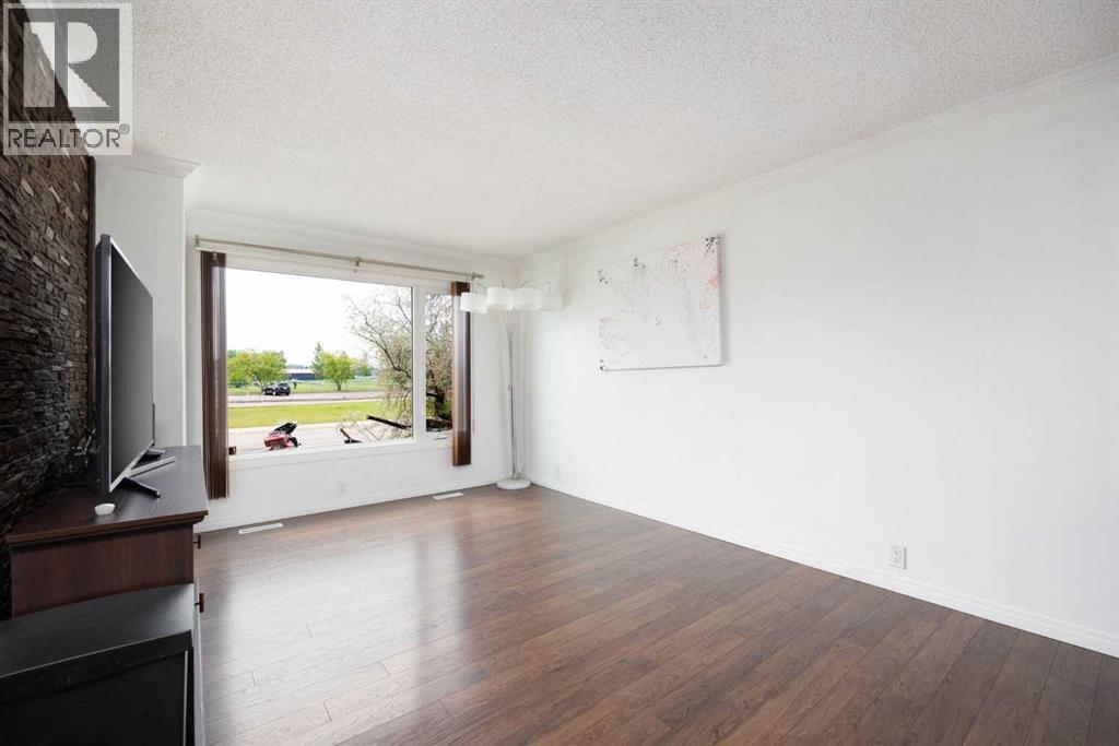 Photo 9 of 248 Tundra Drive, Fort Mcmurray AB
