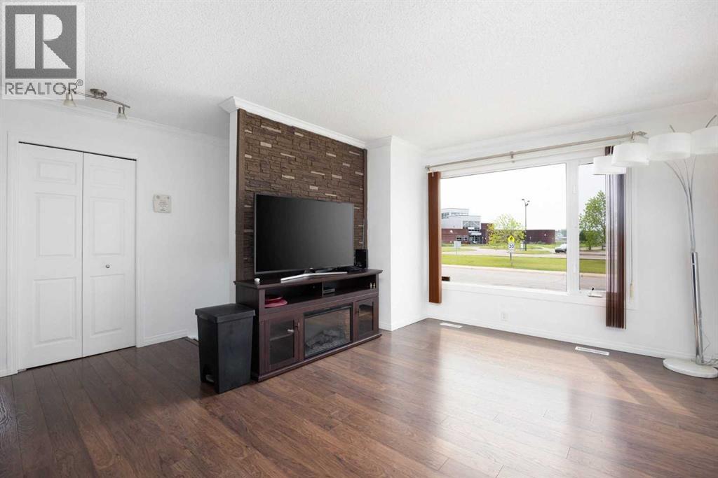 Photo 8 of 248 Tundra Drive, Fort Mcmurray AB