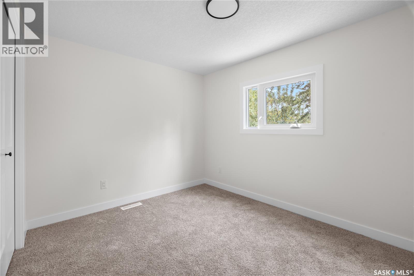 Photo 16 of 1439 Connaught Street, Regina SK