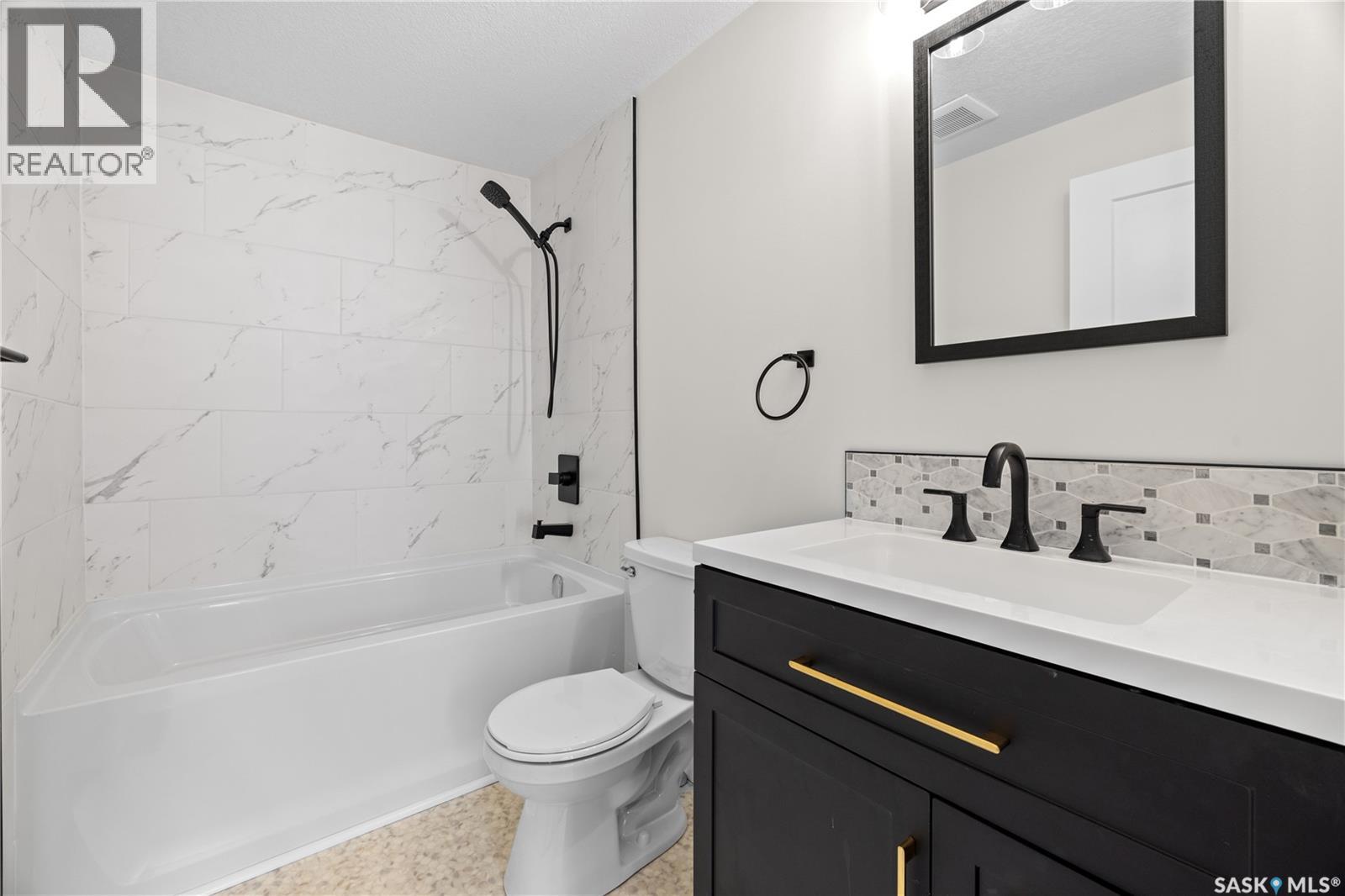 Photo 21 of 1439 Connaught Street, Regina SK