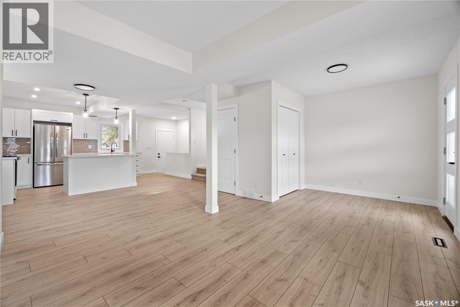 Photo 4 of 1439 Connaught Street, Regina SK