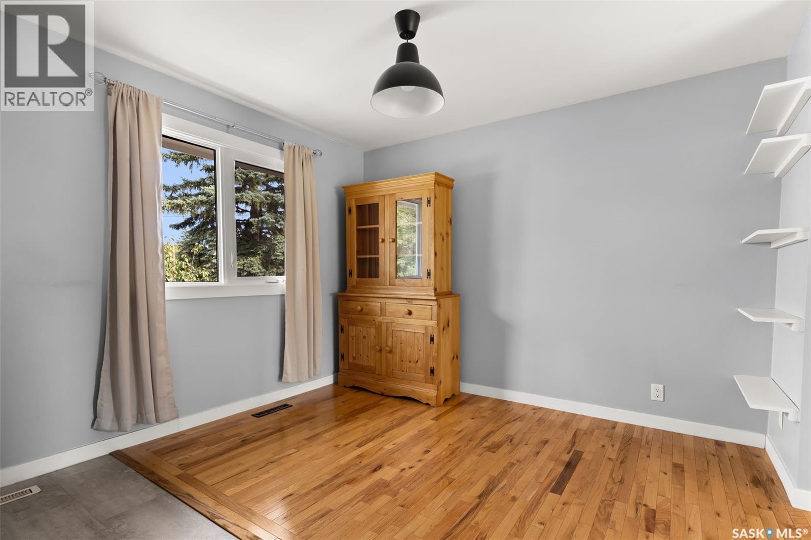 Photo 15 of 2941 Wascana Street, Regina SK