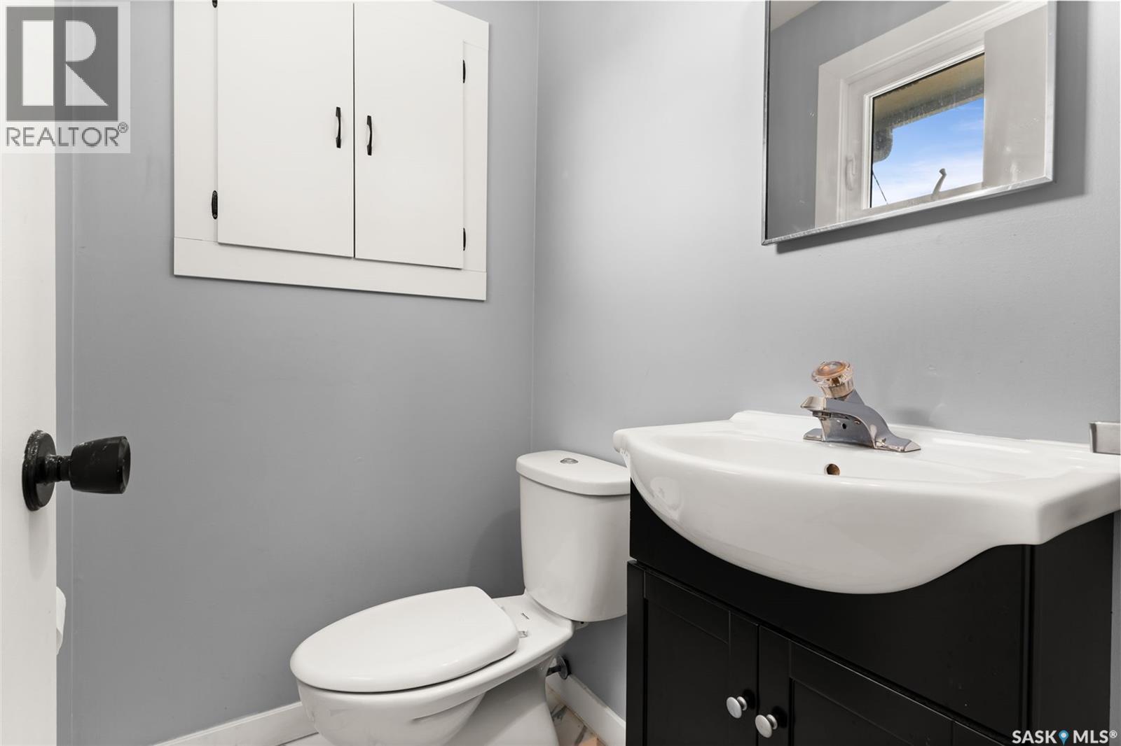 Photo 21 of 2941 Wascana Street, Regina SK