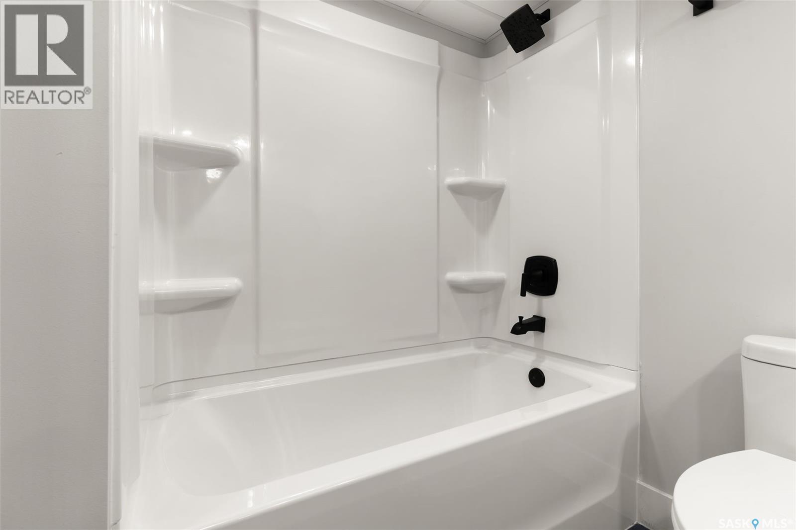 Photo 39 of 2941 Wascana Street, Regina SK