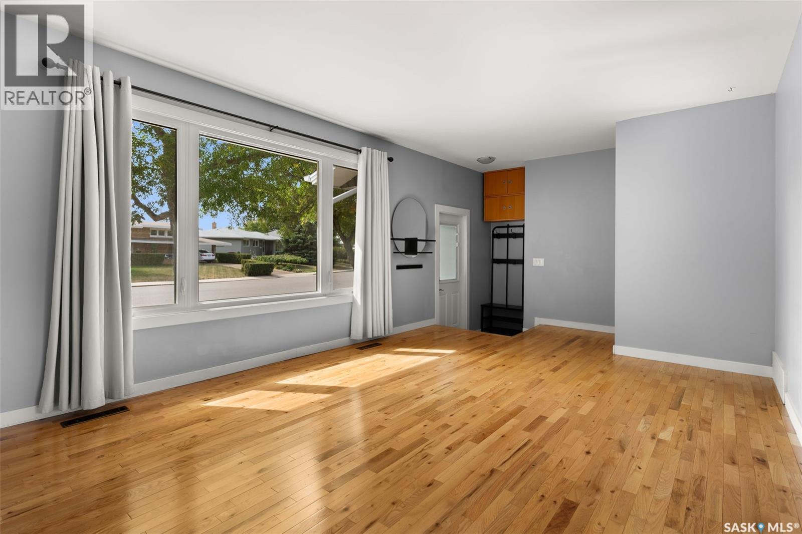 Photo 7 of 2941 Wascana Street, Regina SK