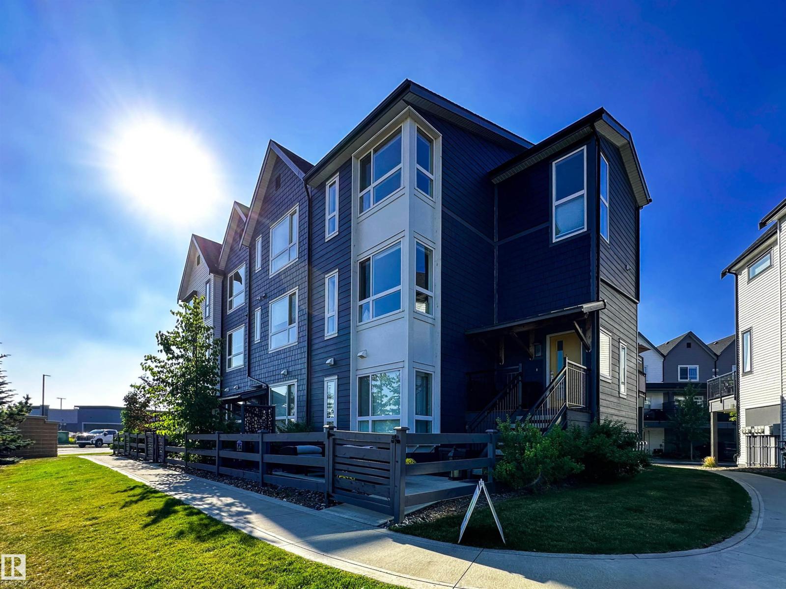 Photo 60 of 9 100 Jensen Lakes Bv, St Albert AB