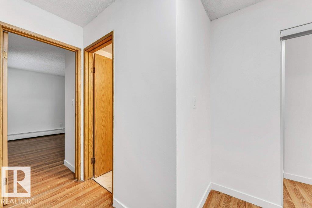 Photo 17 of 311 1620 48 St Nw, Edmonton AB