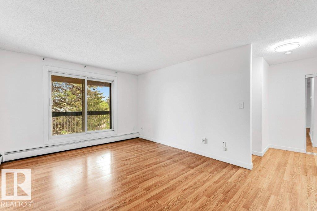Photo 15 of 311 1620 48 St Nw, Edmonton AB