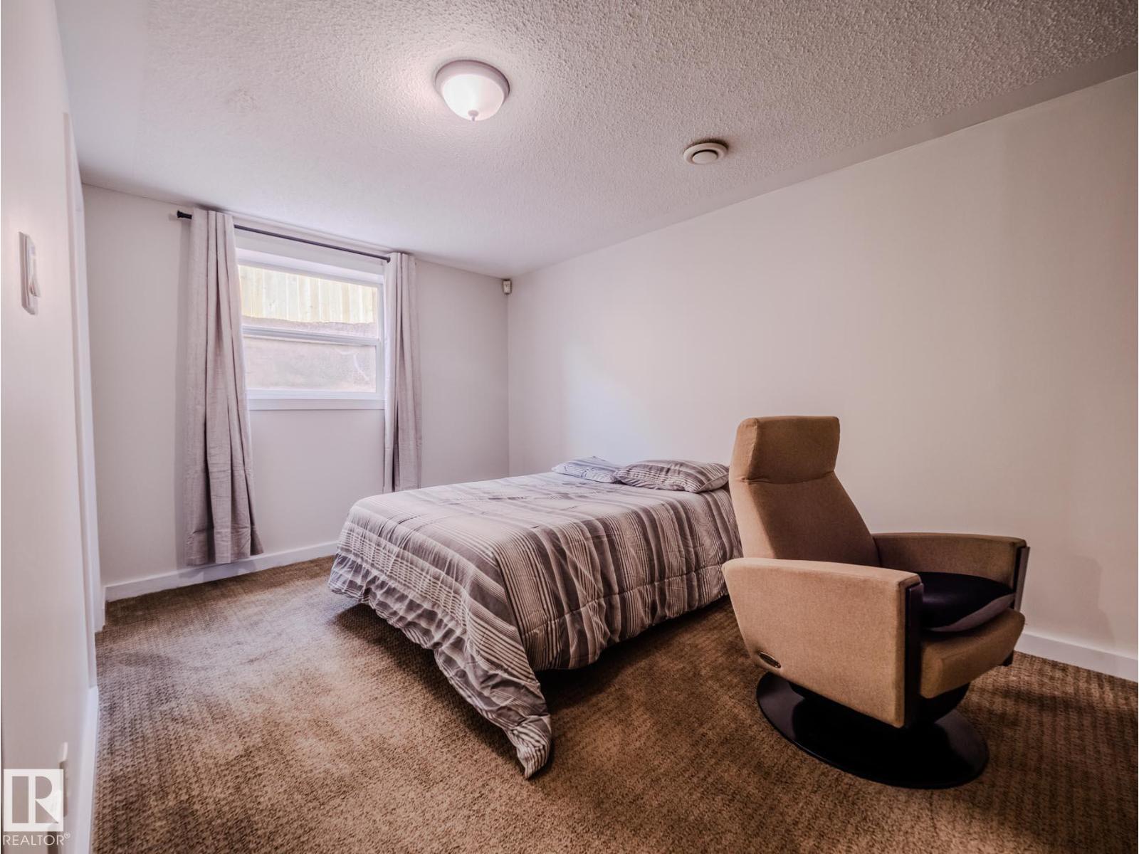 Photo 56 of 4302 43 Av, Beaumont AB