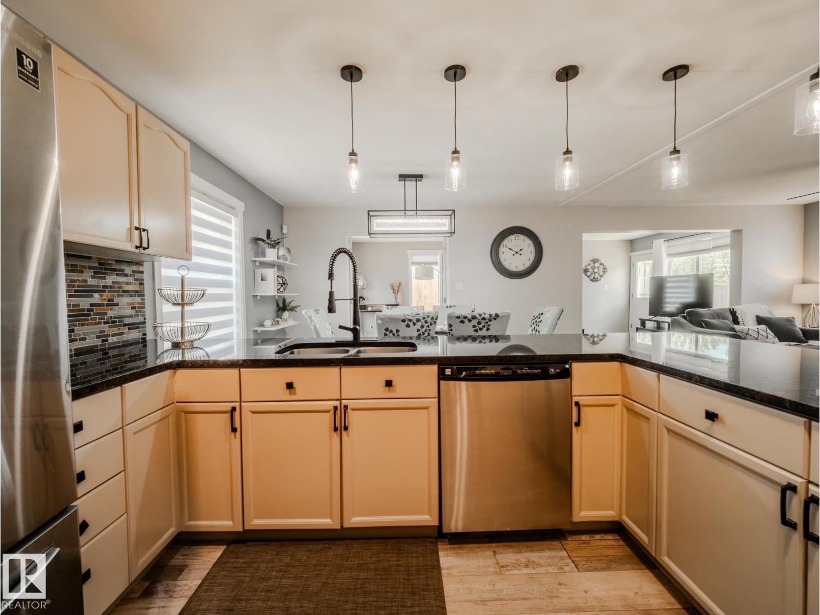 Photo 14 of 4302 43 Av, Beaumont AB