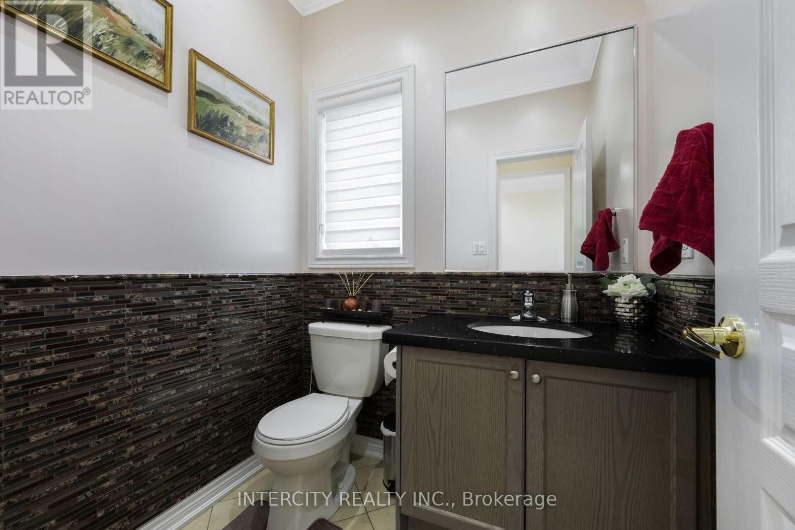 Photo 26 of 41 Tappet Drive, Brampton ON