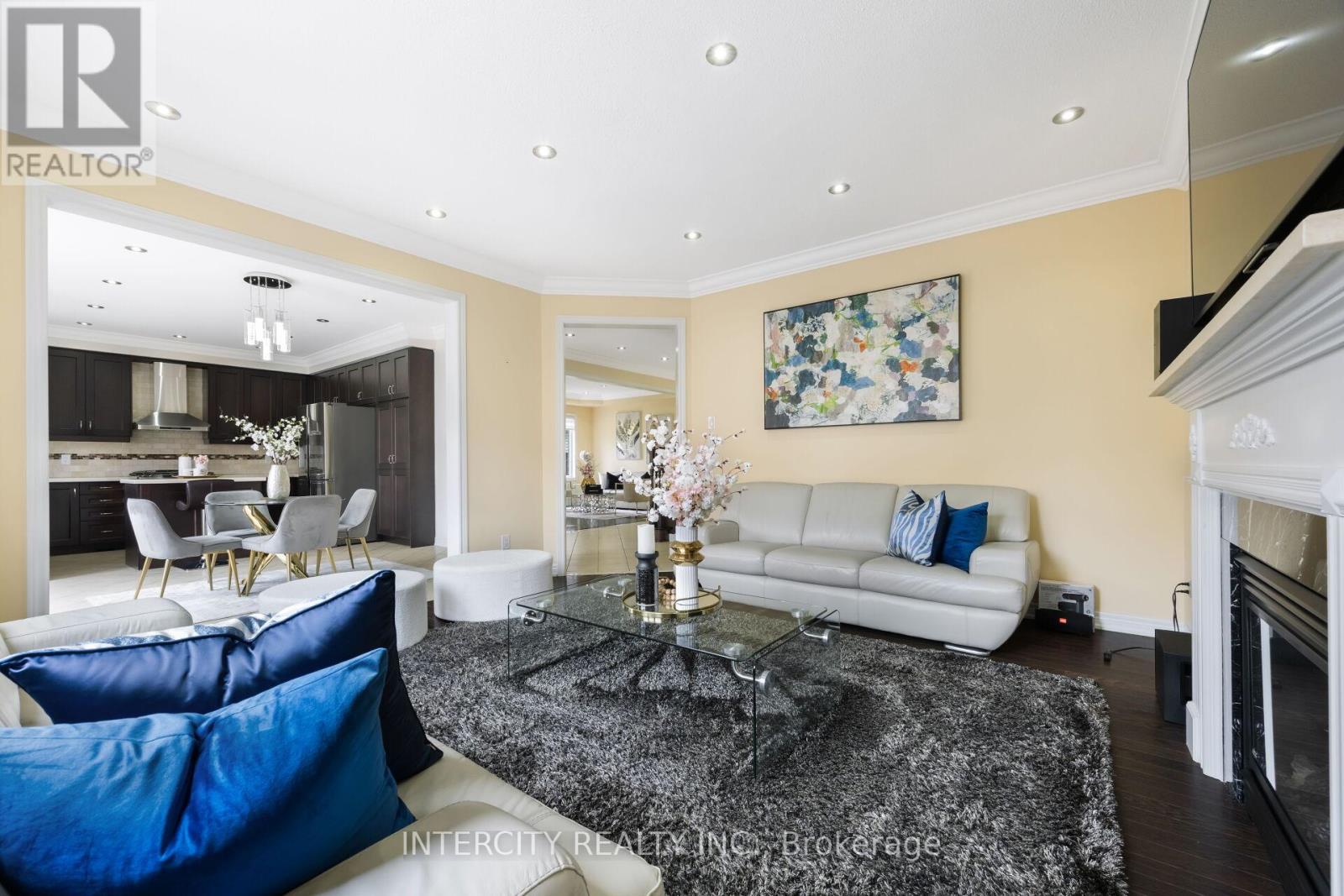 Photo 16 of 41 Tappet Drive, Brampton ON