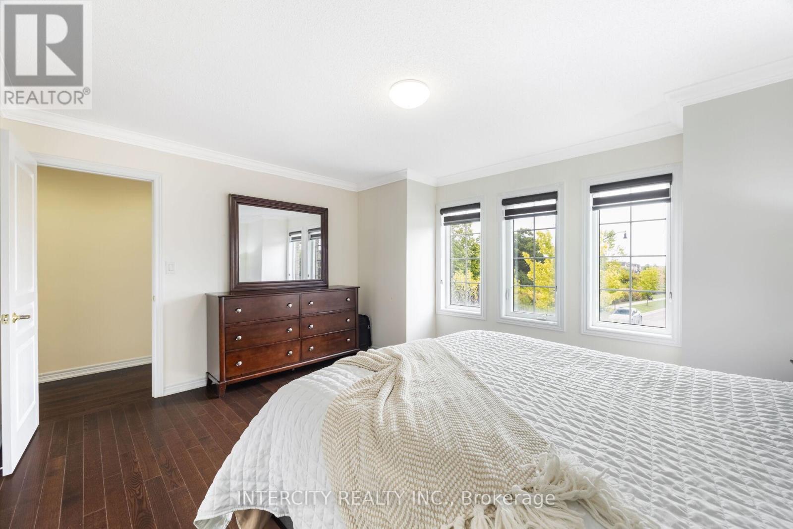 Photo 37 of 41 Tappet Drive, Brampton ON