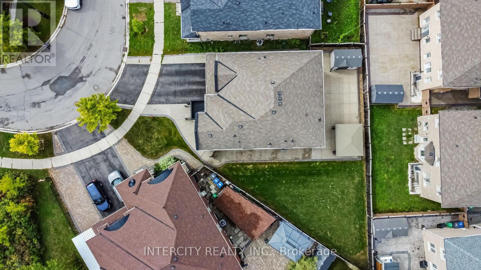 Photo 48 of 41 Tappet Drive, Brampton ON