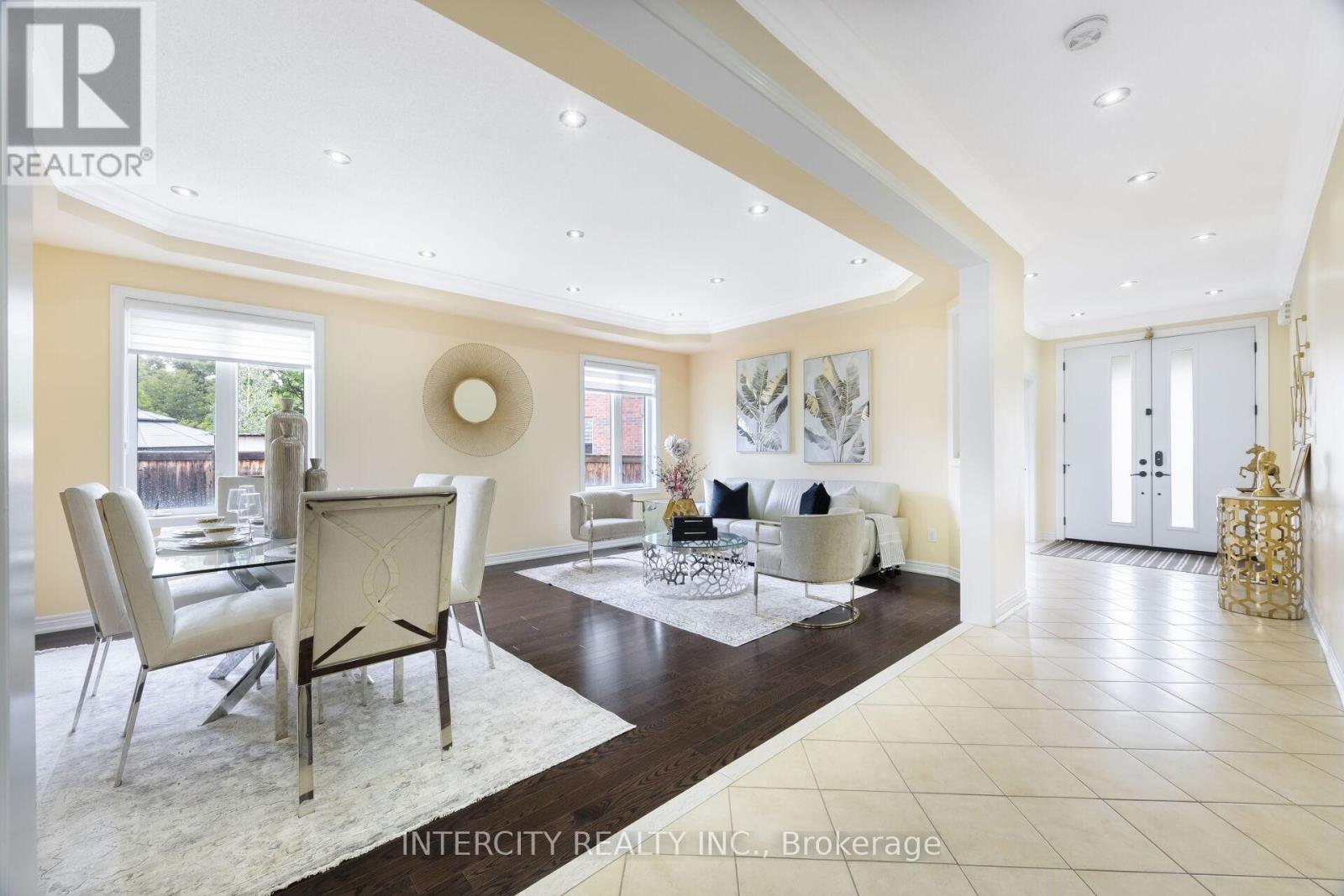 Photo 11 of 41 Tappet Drive, Brampton ON