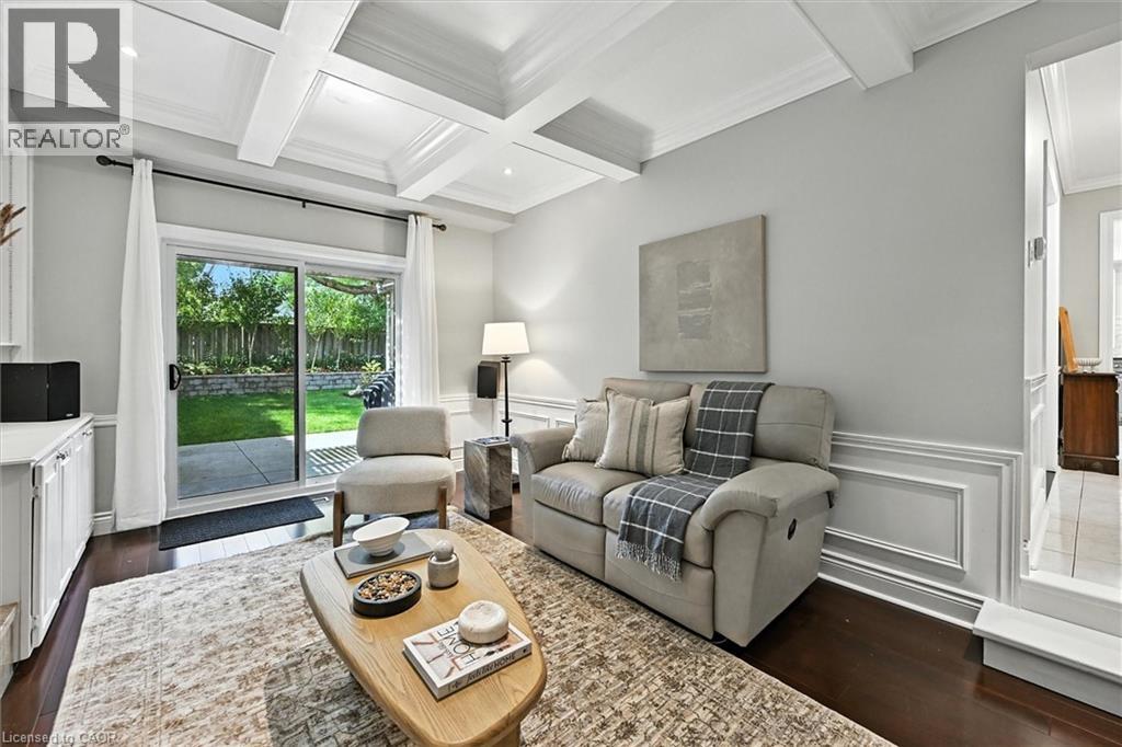 Photo 7 of 10 Yorkview Place, Dundas ON