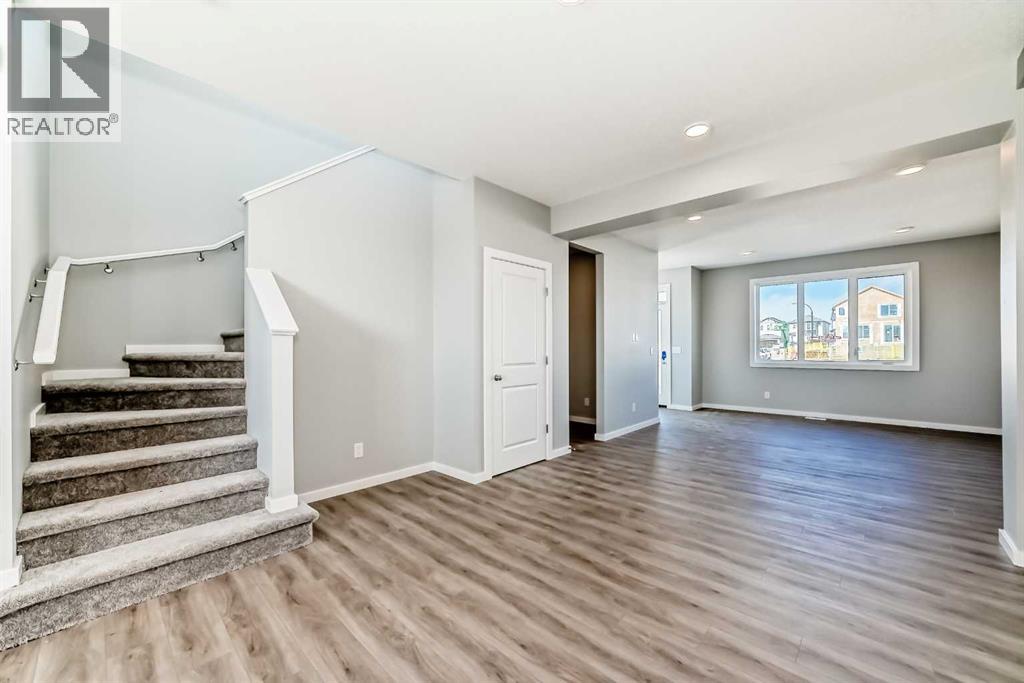 Photo 12 of 64 Bartlett Way Se, Calgary AB