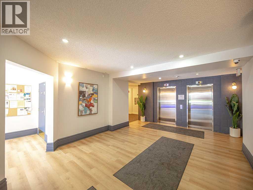 Photo 4 of 423 126 14 Avenue Sw, Calgary AB