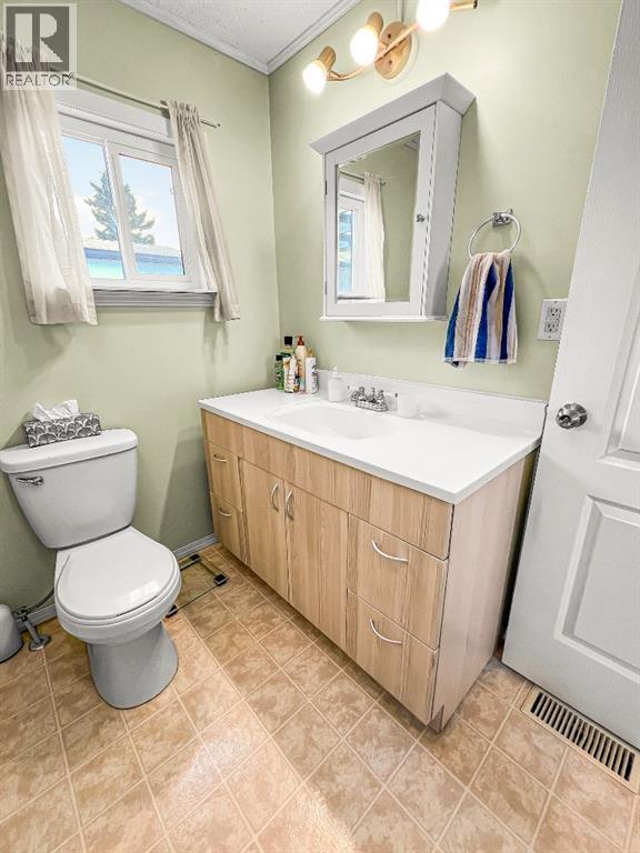 Photo 13 of 9617 122 Avenue, Grande Prairie AB