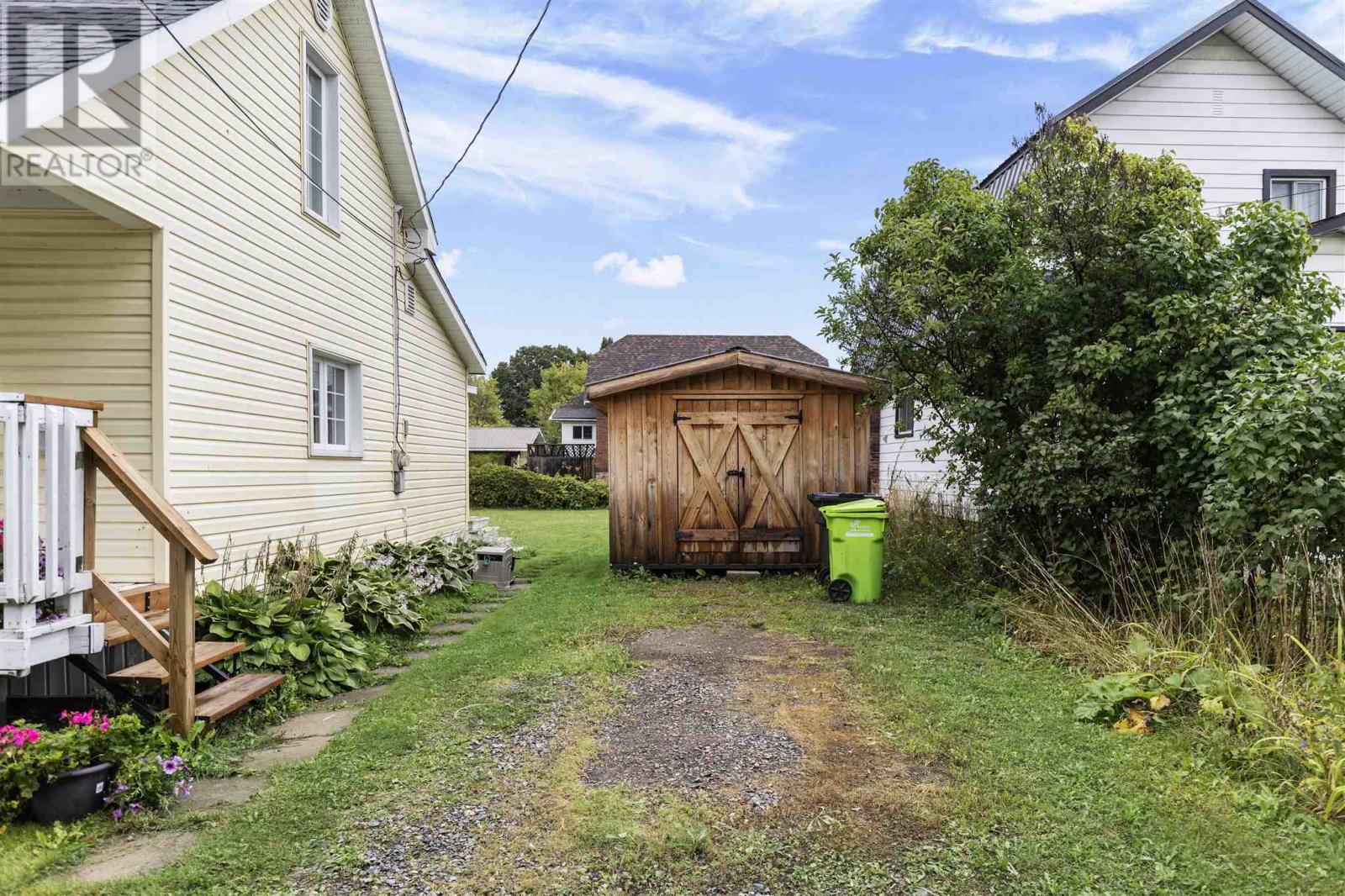 Photo 26 of 11 Wilcox Ave, Sault Ste Marie ON