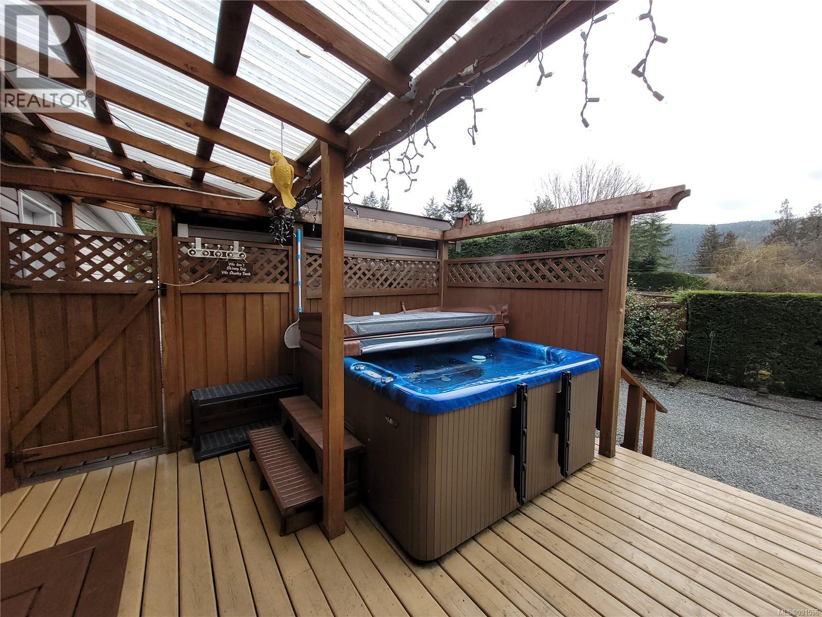 8250 Price Rd, Youbou