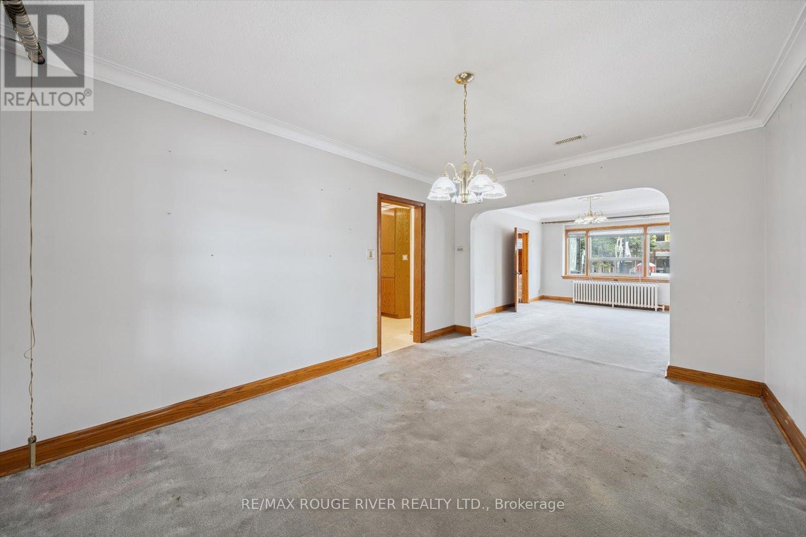 Photo 18 of 424 Oakwood Avenue, Toronto ON
