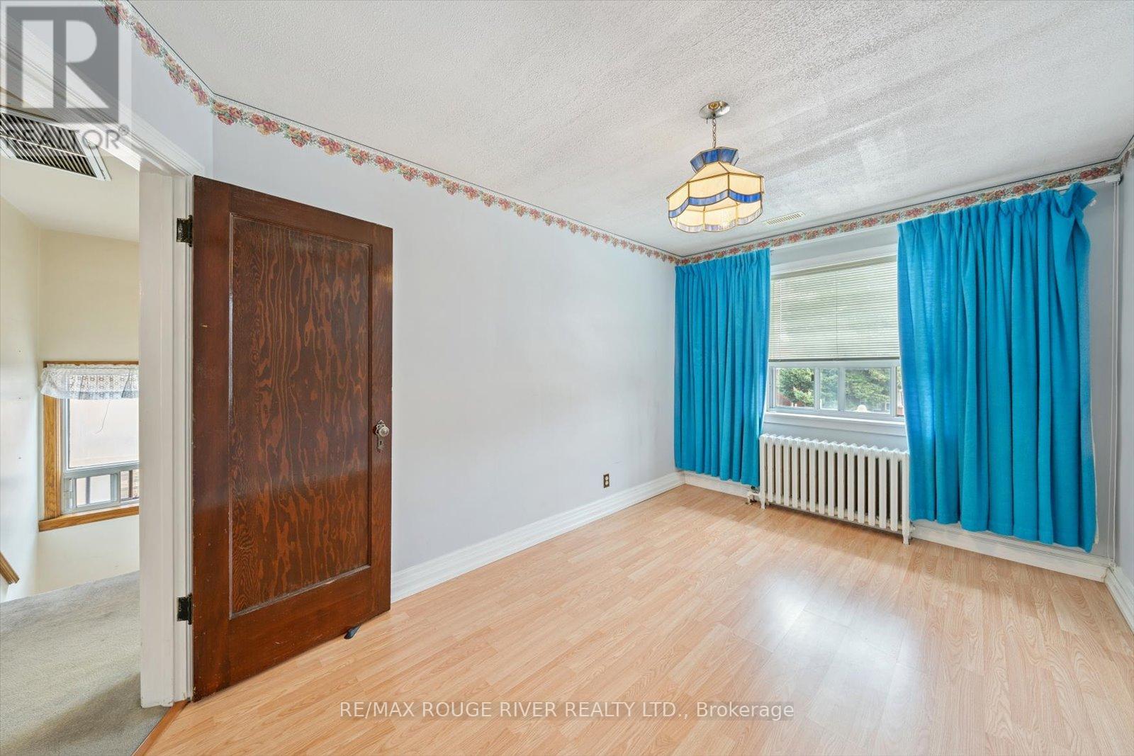 Photo 30 of 424 Oakwood Avenue, Toronto ON