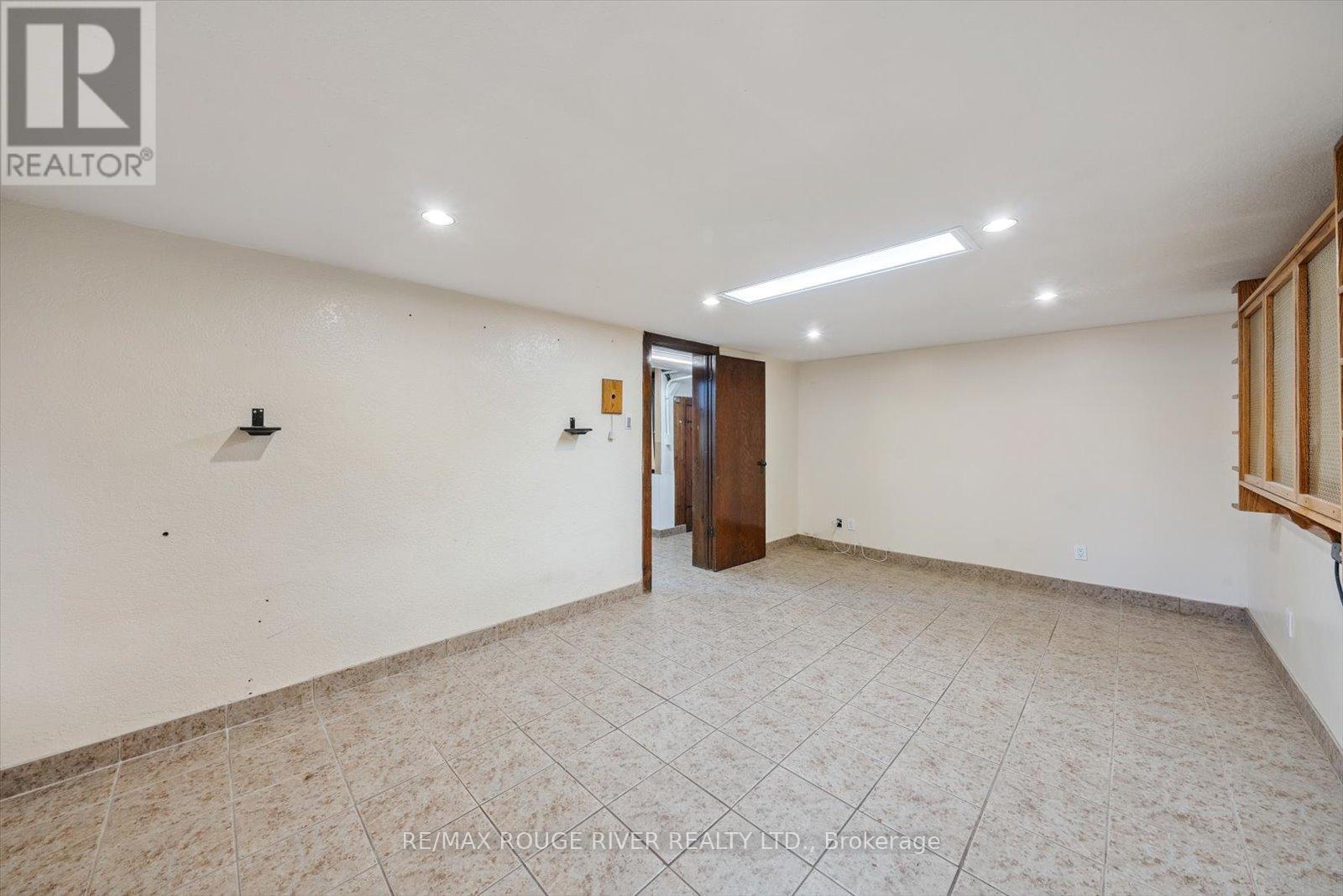 Photo 42 of 424 Oakwood Avenue, Toronto ON