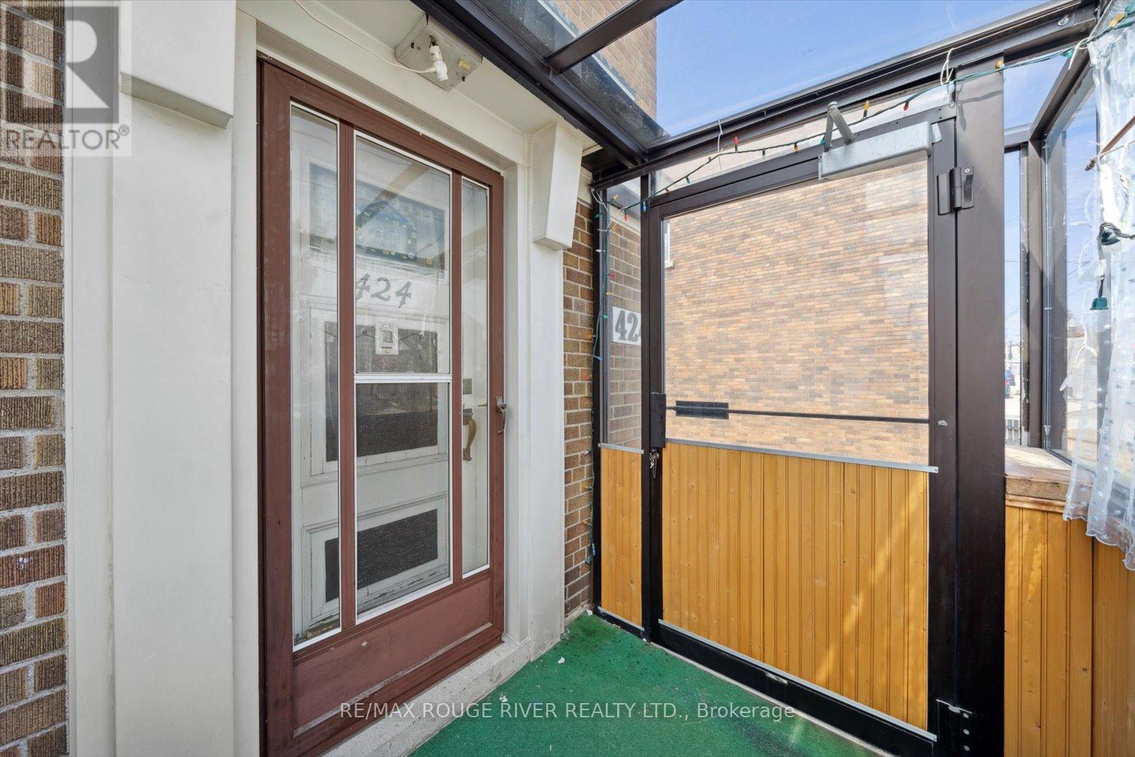 Photo 7 of 424 Oakwood Avenue, Toronto ON