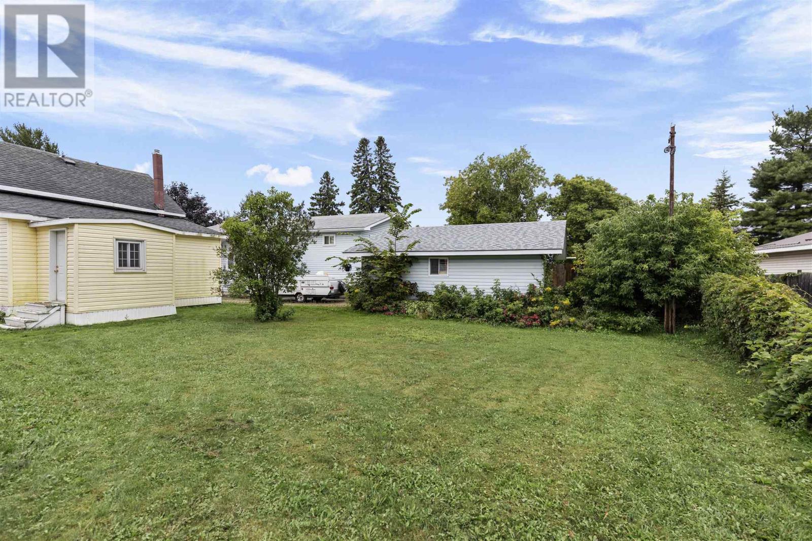 Photo 24 of 11 Wilcox Ave, Sault Ste Marie ON