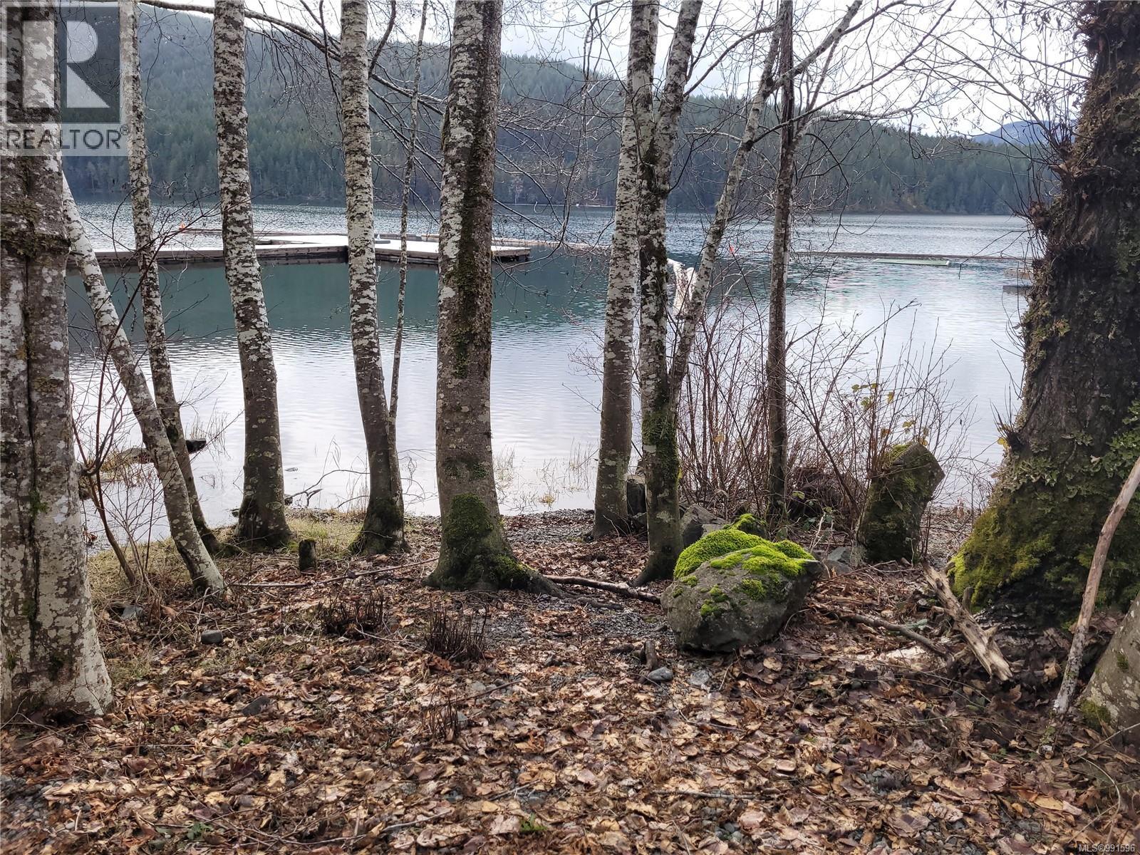 8250 Price Rd, Youbou