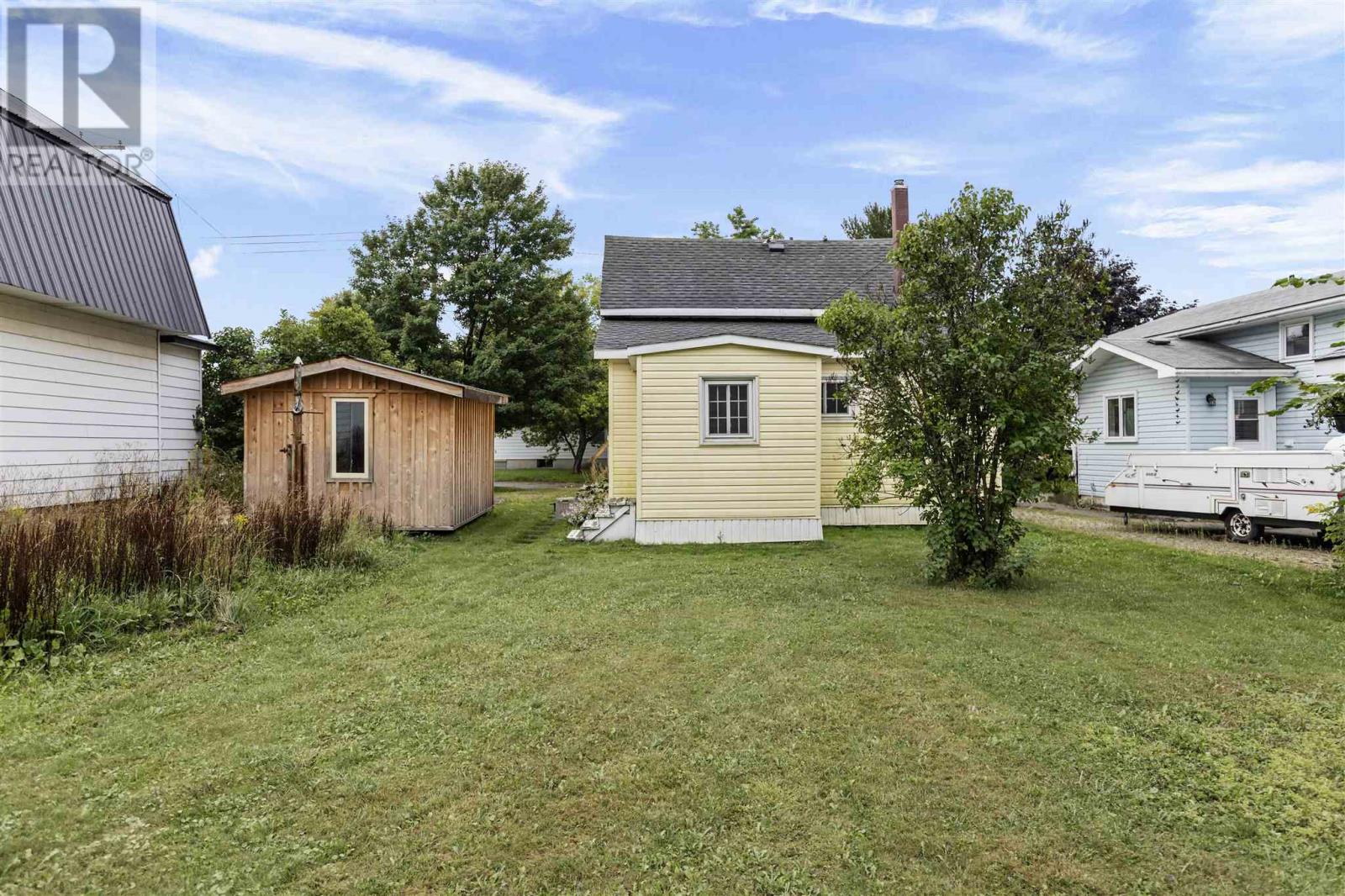 Photo 25 of 11 Wilcox Ave, Sault Ste Marie ON