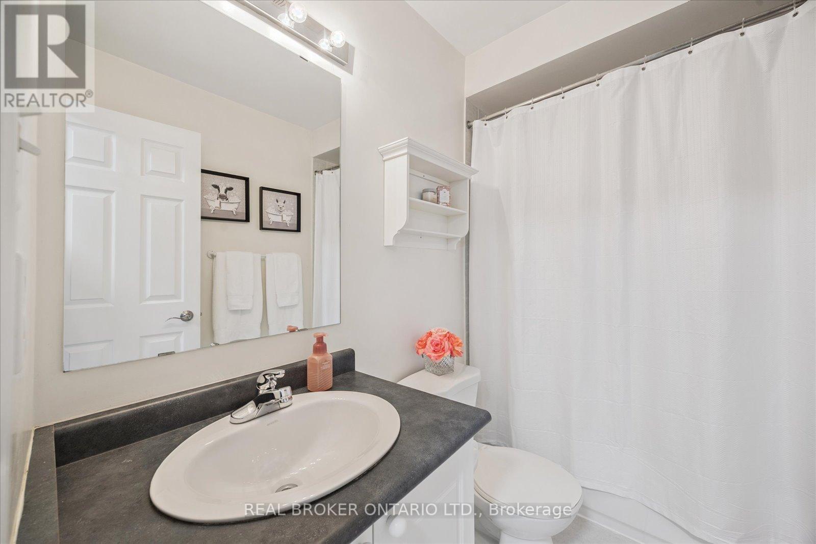 Photo 31 of 26 Crockett Place, Clarington ON