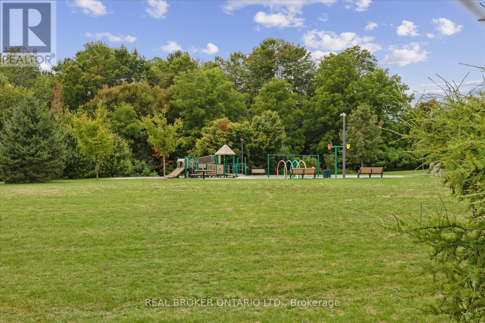 Photo 39 of 26 Crockett Place, Clarington ON