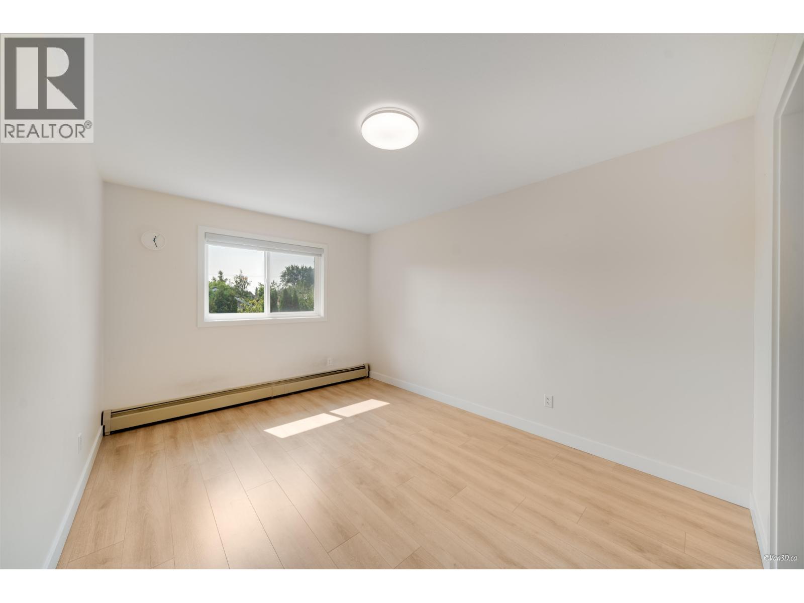 Photo 33 of 9420 Laka Drive, Richmond BC