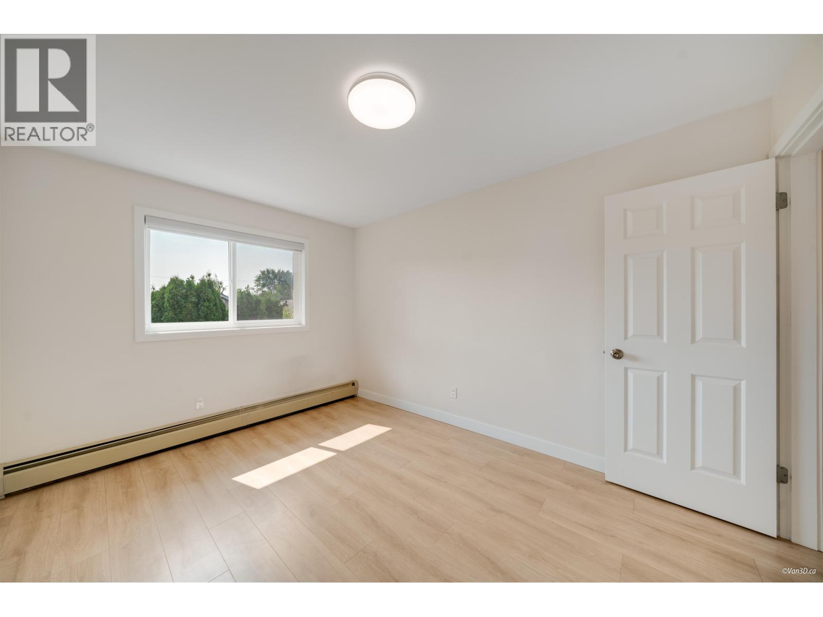Photo 32 of 9420 Laka Drive, Richmond BC